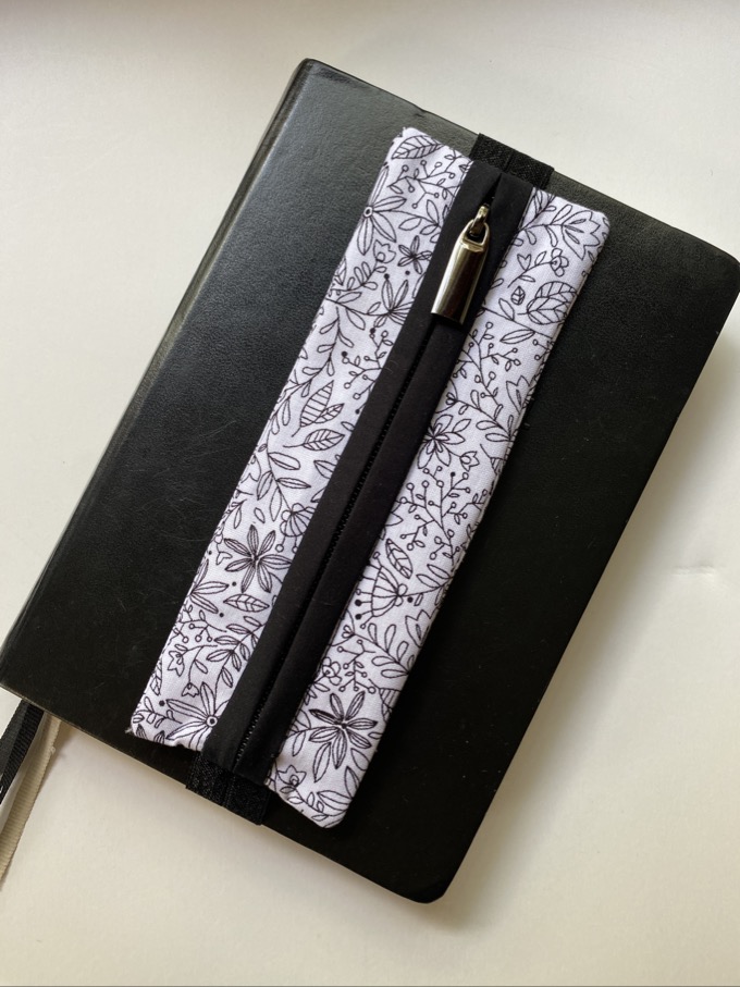 Black and white floral journal case